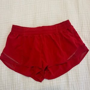 Lululemon Hotty hot 2.5